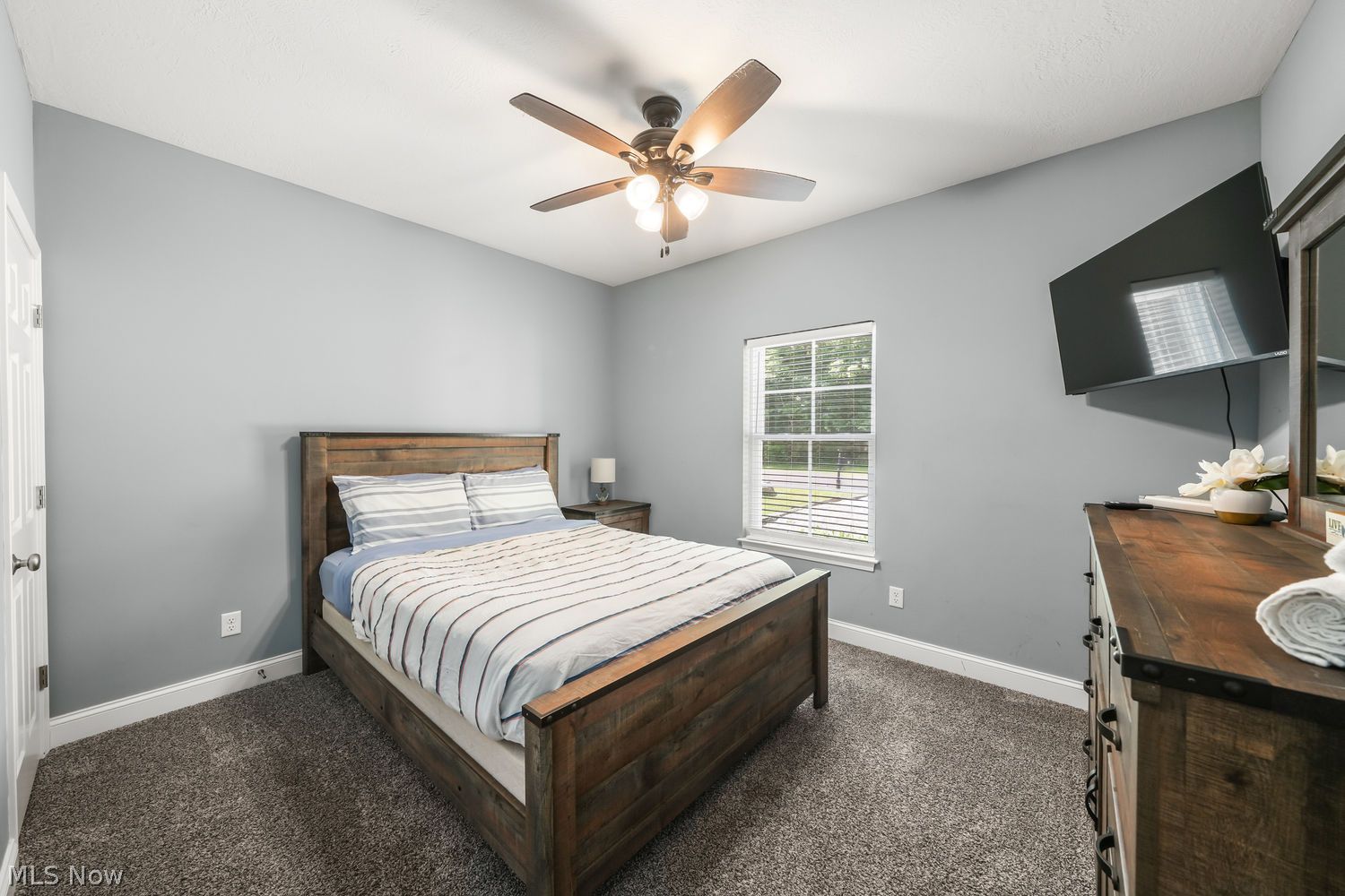 81 Lakeview Street Lake Milton OH 44429