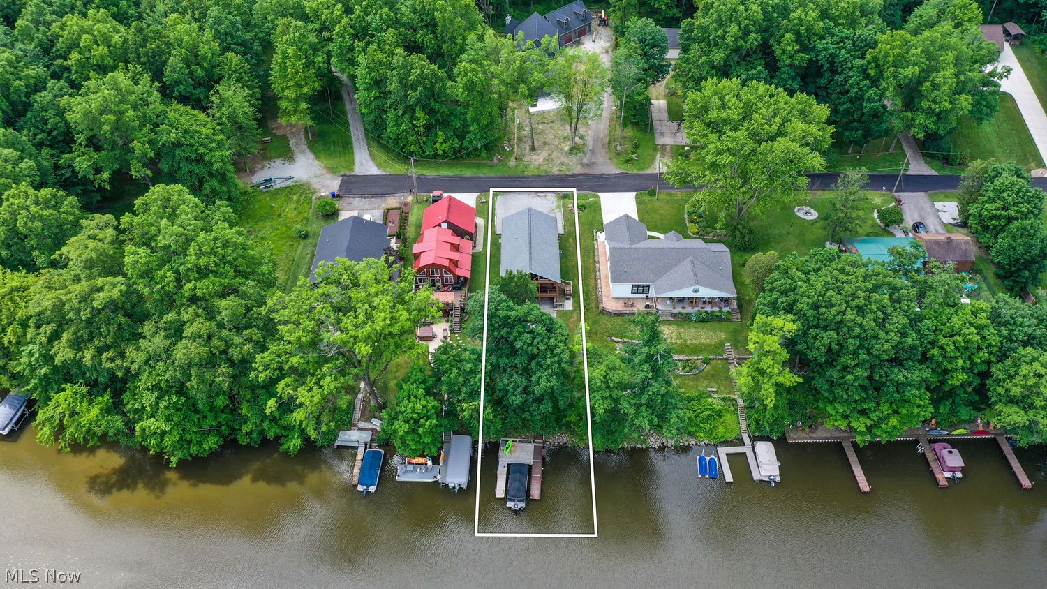81 Lakeview Street Lake Milton OH 44429