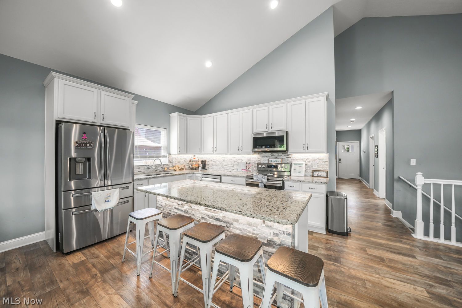 81 Lakeview Street Lake Milton OH 44429