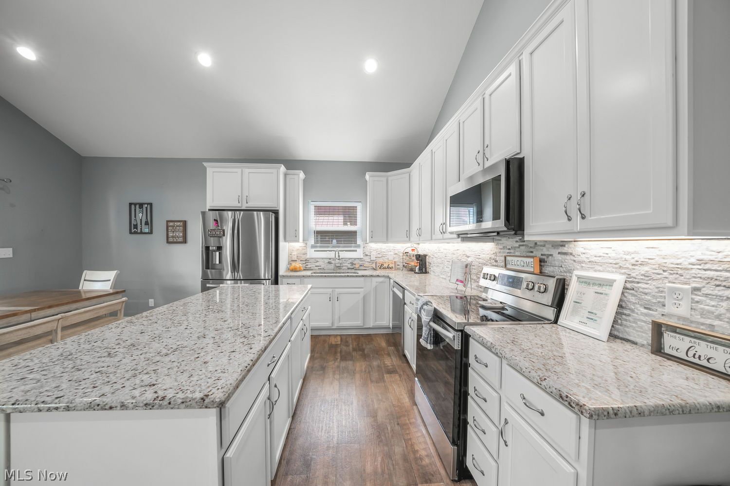 81 Lakeview Street Lake Milton OH 44429