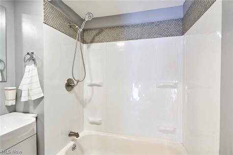 3218 Marvin Avenue Cleveland OH 44109