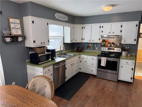 702 Beryl Drive Kent OH 44240