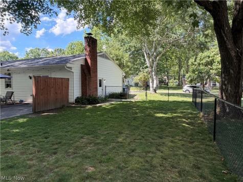 702 Beryl Drive Kent OH 44240