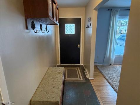 702 Beryl Drive Kent OH 44240