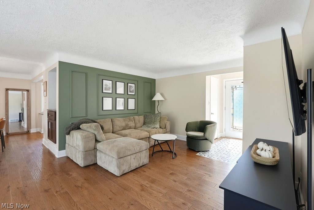 5175 Thornbury Road Lyndhurst OH 44124