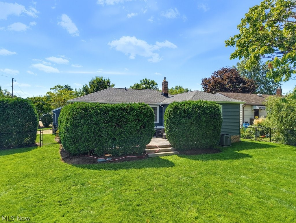 5175 Thornbury Road Lyndhurst OH 44124