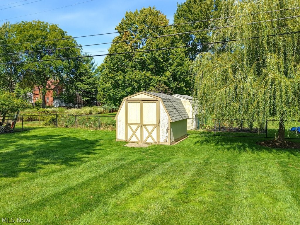 5175 Thornbury Road Lyndhurst OH 44124