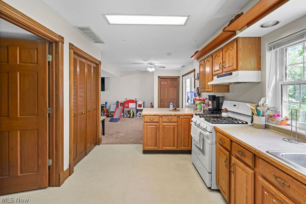 547 E Main Street Ravenna OH 44266