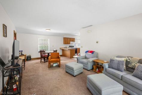 547 E Main Street Ravenna OH 44266