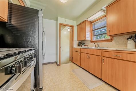 4408 Archmere Avenue Cleveland OH 44109