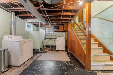 4408 Archmere Avenue Cleveland OH 44109