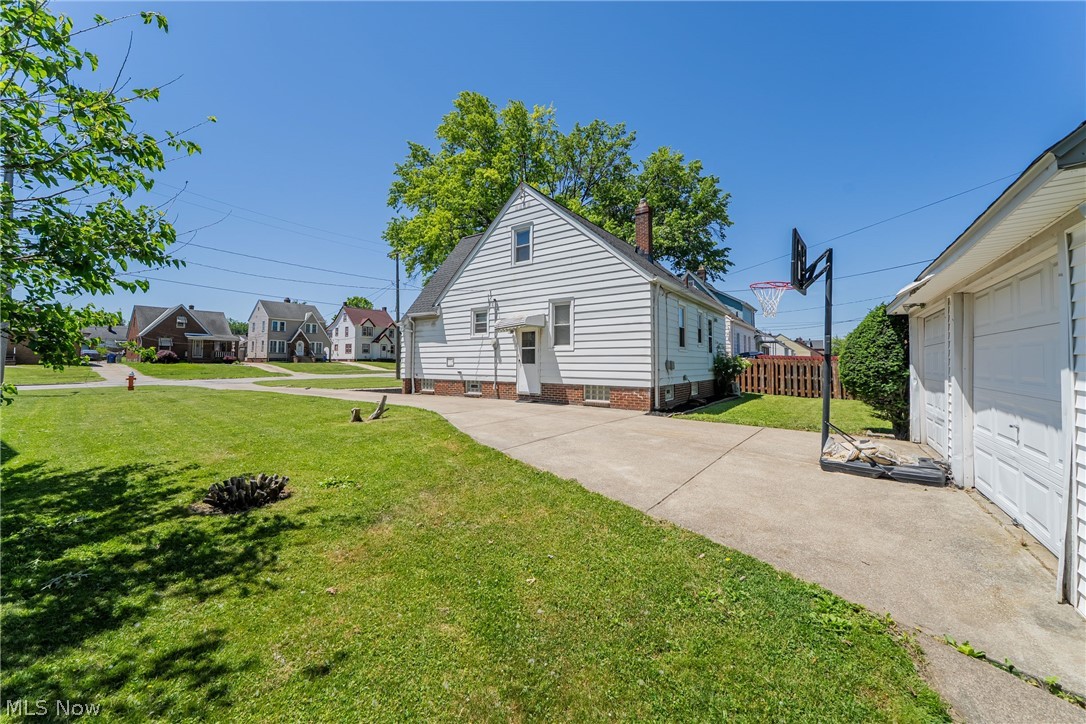 4408 Archmere Avenue Cleveland OH 44109