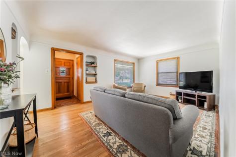 4408 Archmere Avenue Cleveland OH 44109
