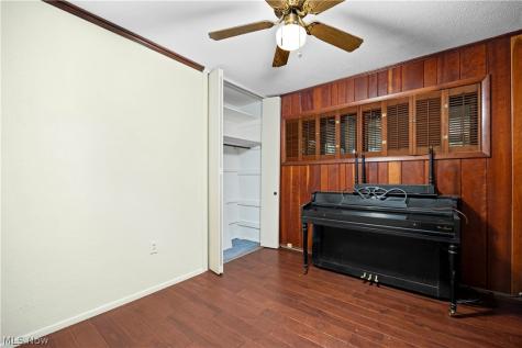 231 Sunset Drive Berea OH 44017