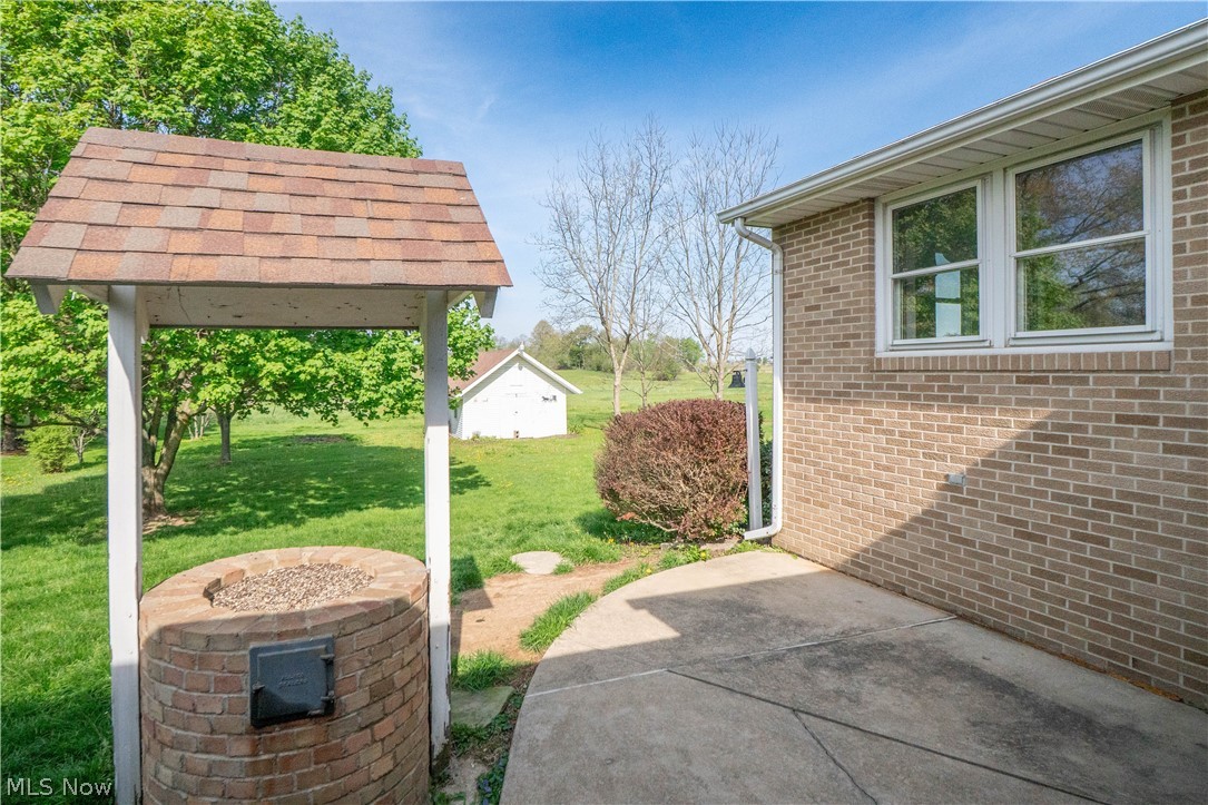 6501 Ravenna Avenue Louisville OH 44641