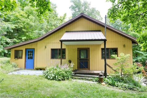 6721 Township Road 319 Millersburg OH 44654