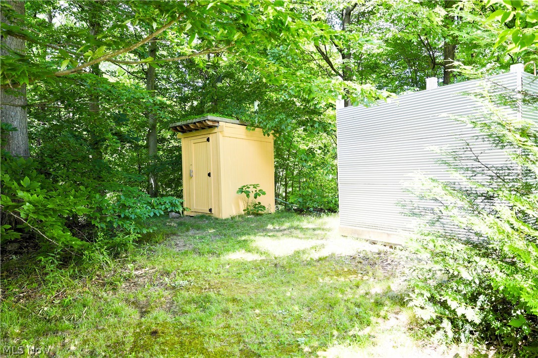 6721 Township Road 319 Millersburg OH 44654