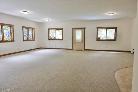 6721 Township Road 319 Millersburg OH 44654