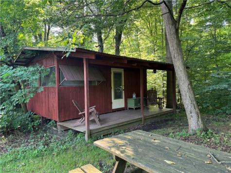 6721 Township Road 319 Millersburg OH 44654