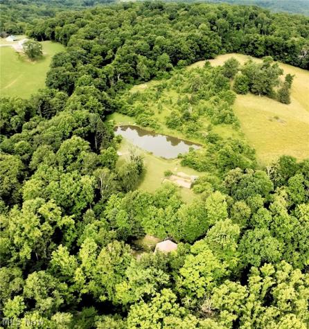 6721 Township Road 319 Millersburg OH 44654