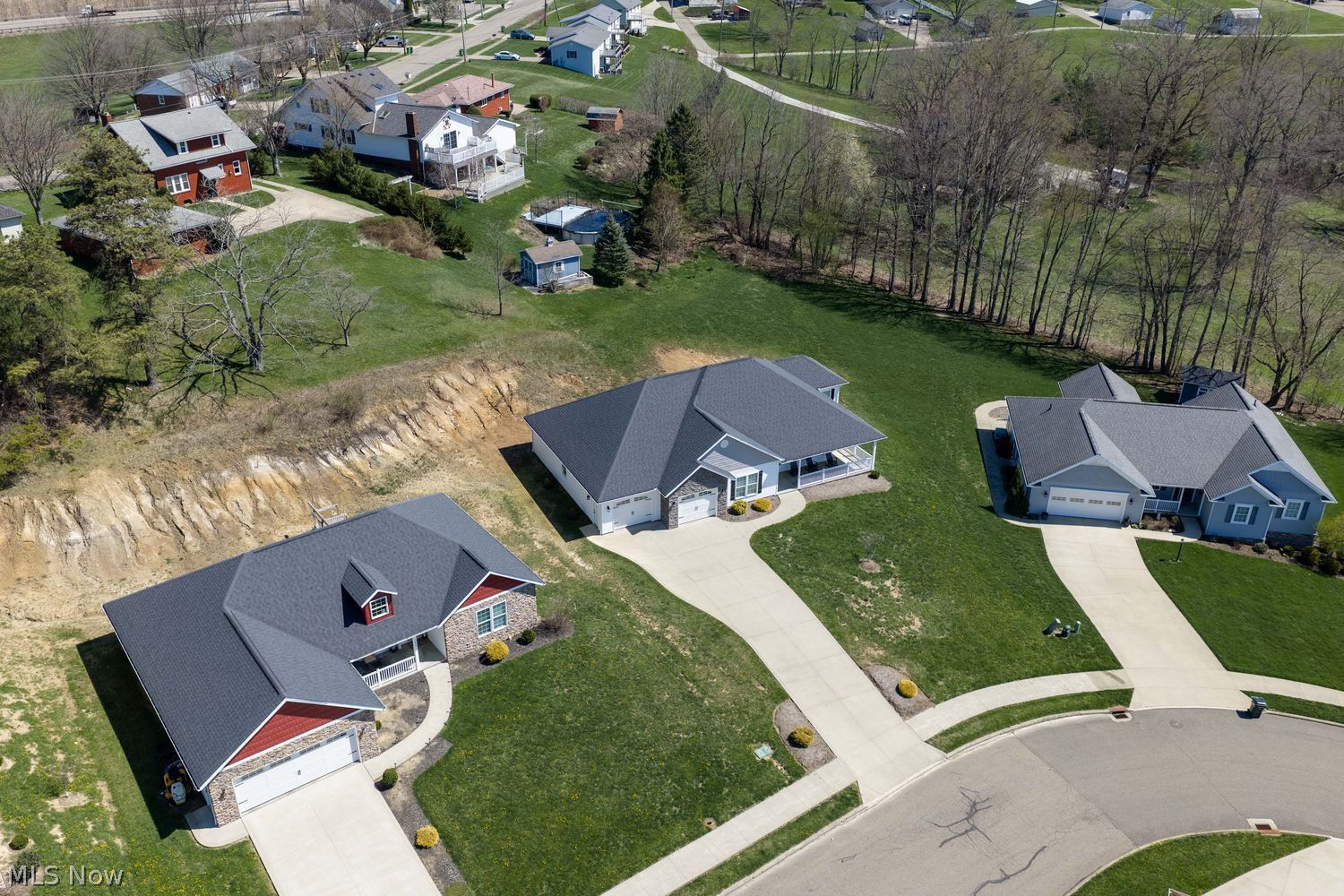 1028 Firman Drive Sugarcreek OH 44681