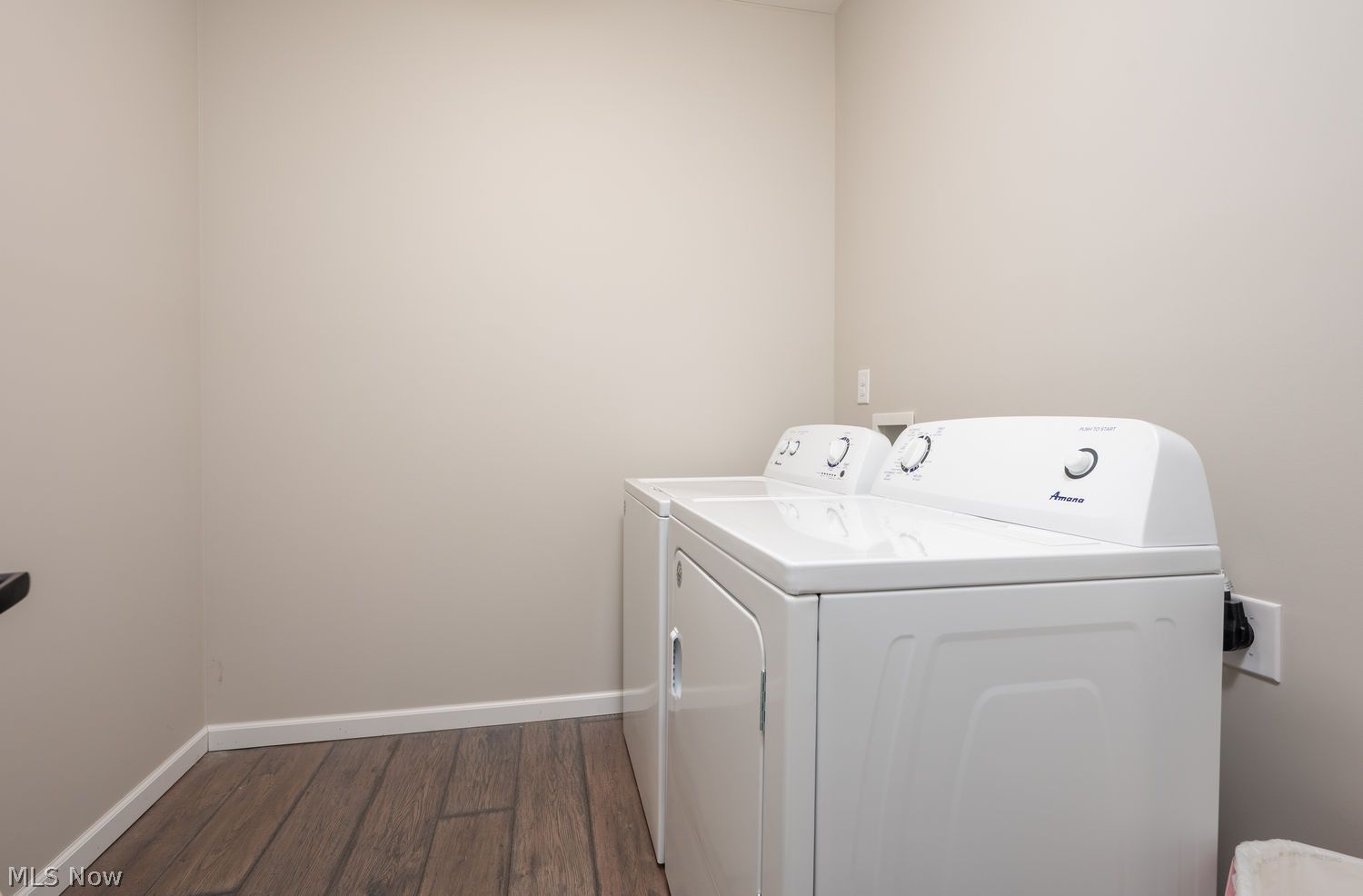 1028 Firman Drive Sugarcreek OH 44681