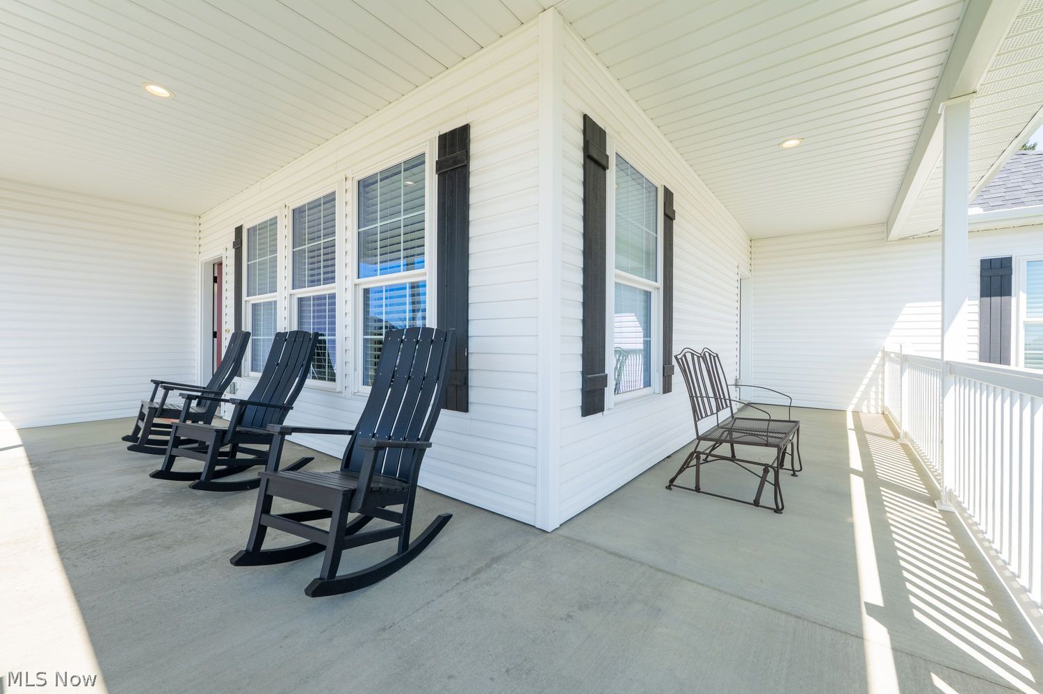 1028 Firman Drive Sugarcreek OH 44681