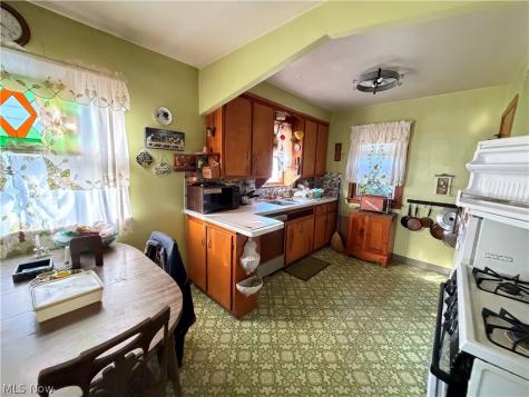 6526 Westminster Drive Parma OH 44129