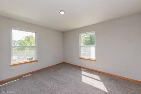 711 Bisson Avenue Akron OH 44307