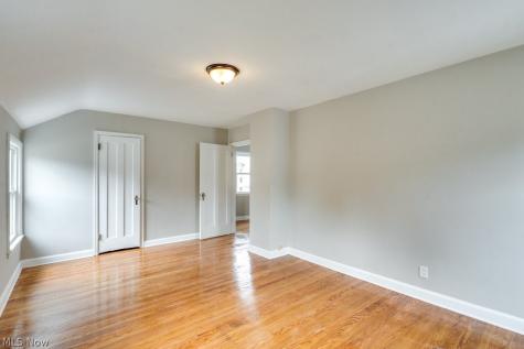14702 Caldwell Avenue Cleveland OH 44111