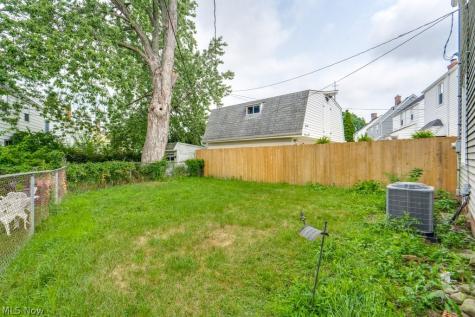 14702 Caldwell Avenue Cleveland OH 44111
