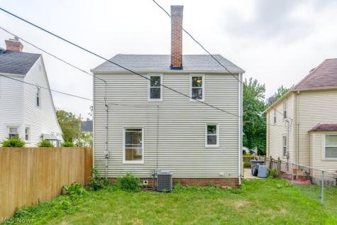 14702 Caldwell Avenue Cleveland OH 44111
