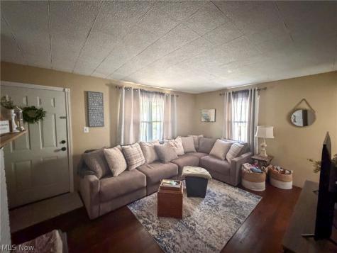 3931 Hopkins Road Youngstown OH 44511