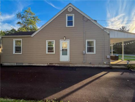 3931 Hopkins Road Youngstown OH 44511