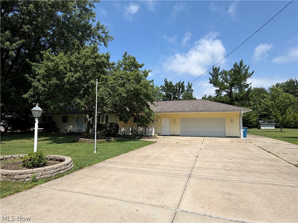 2067 Ridgeland Drive Avon OH 44011
