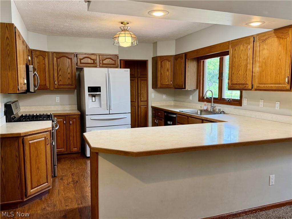 2067 Ridgeland Drive Avon OH 44011