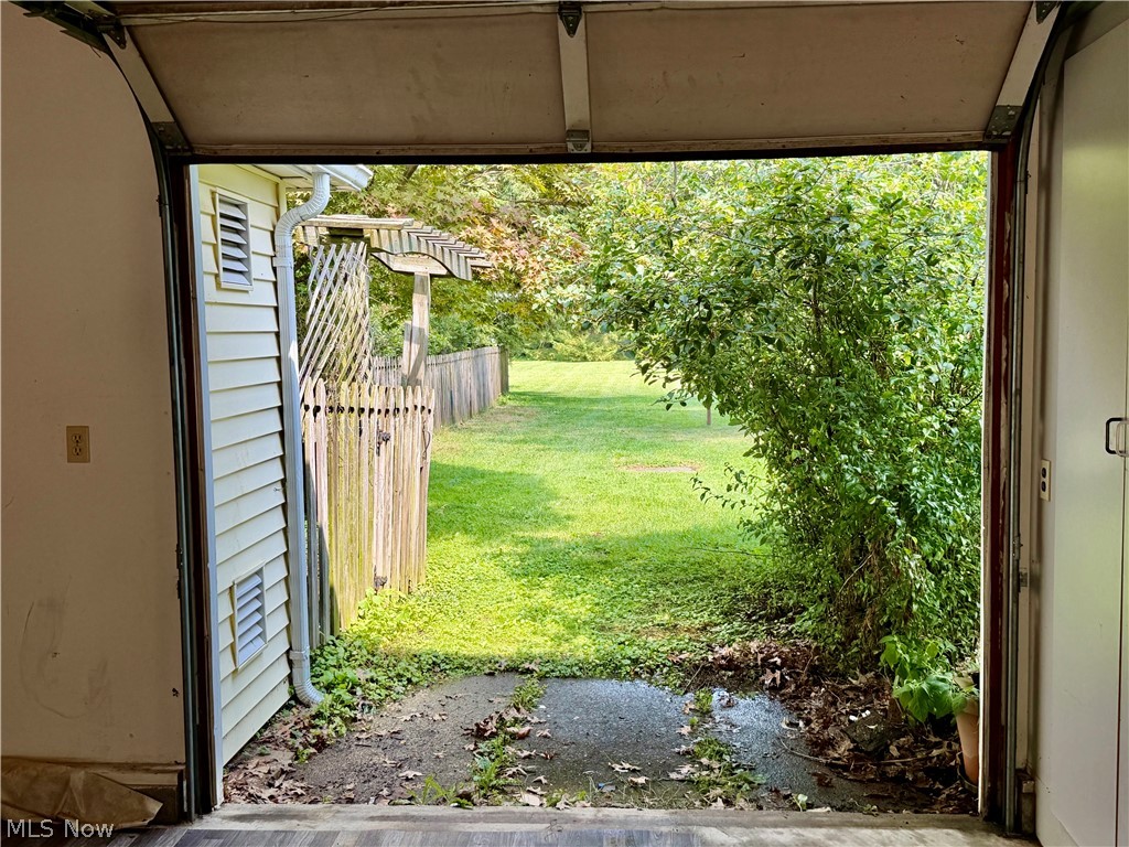 2067 Ridgeland Drive Avon OH 44011