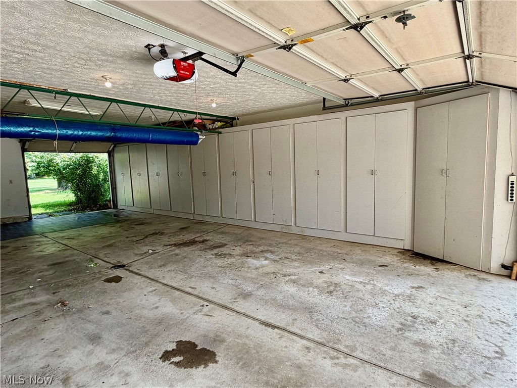 2067 Ridgeland Drive Avon OH 44011