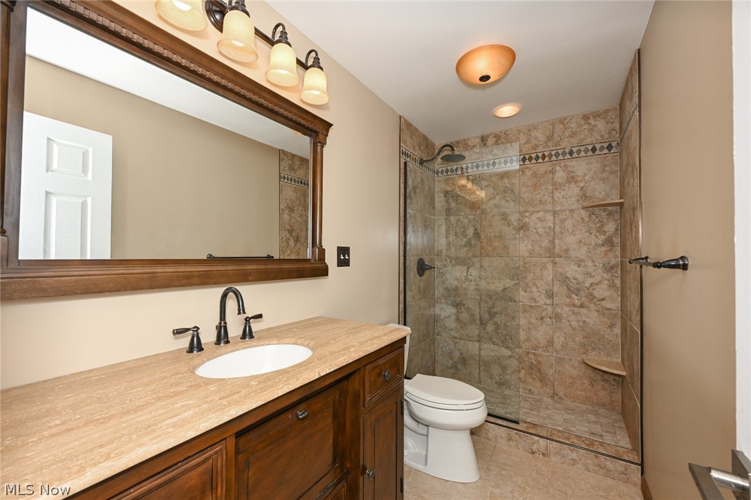 2180 N Revere Road Akron OH 44333