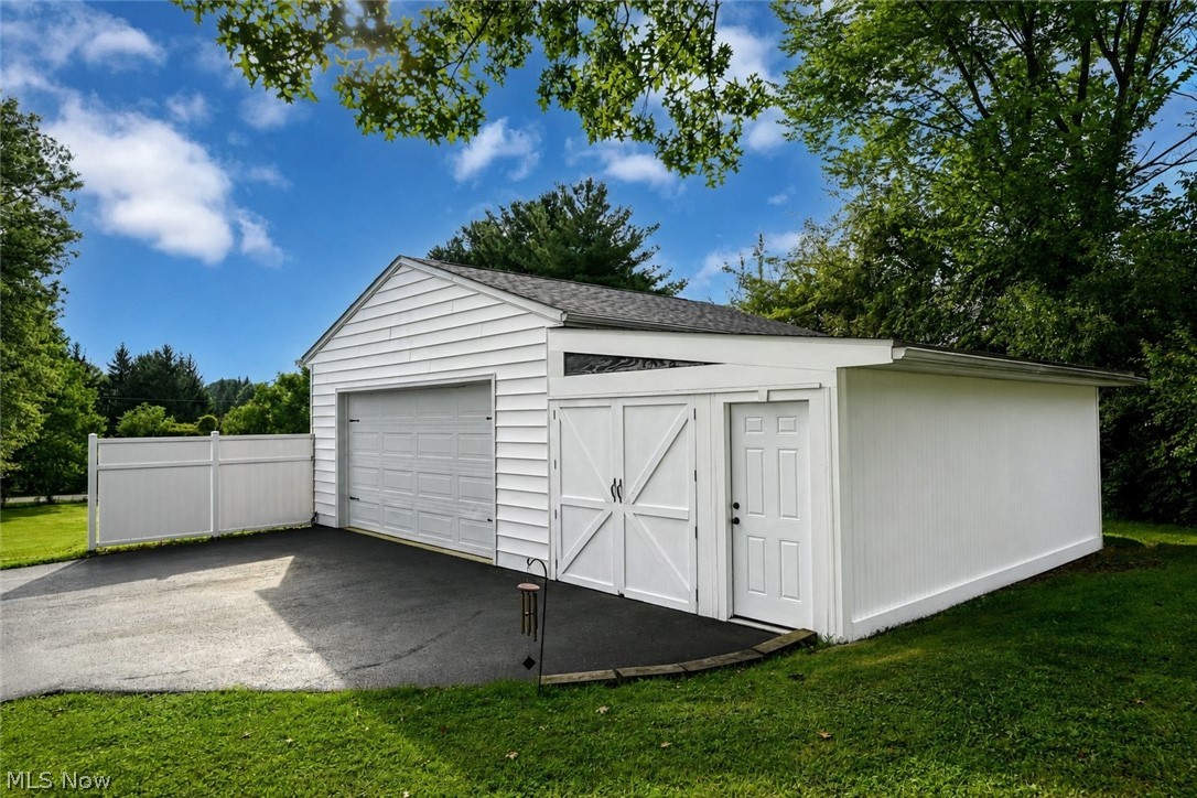 2180 N Revere Road Akron OH 44333