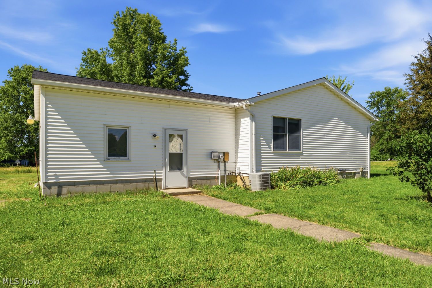 6798 W River Road Vermilion OH 44089