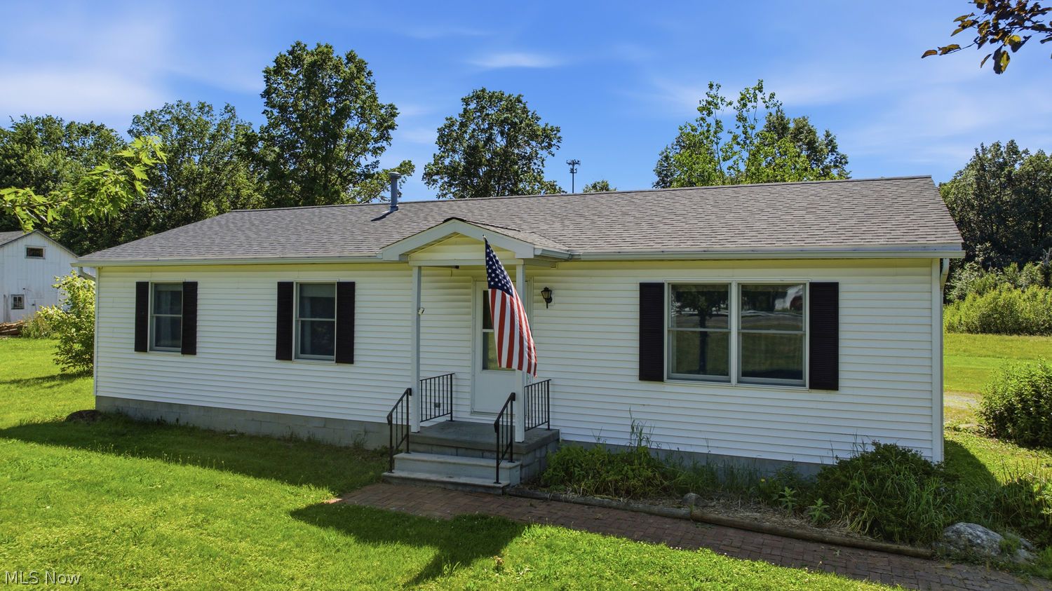 6798 W River Road Vermilion OH 44089