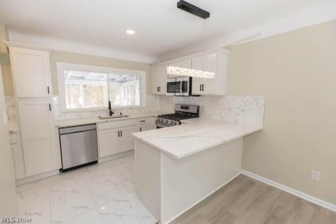 4059 Colony Road South Euclid OH 44121