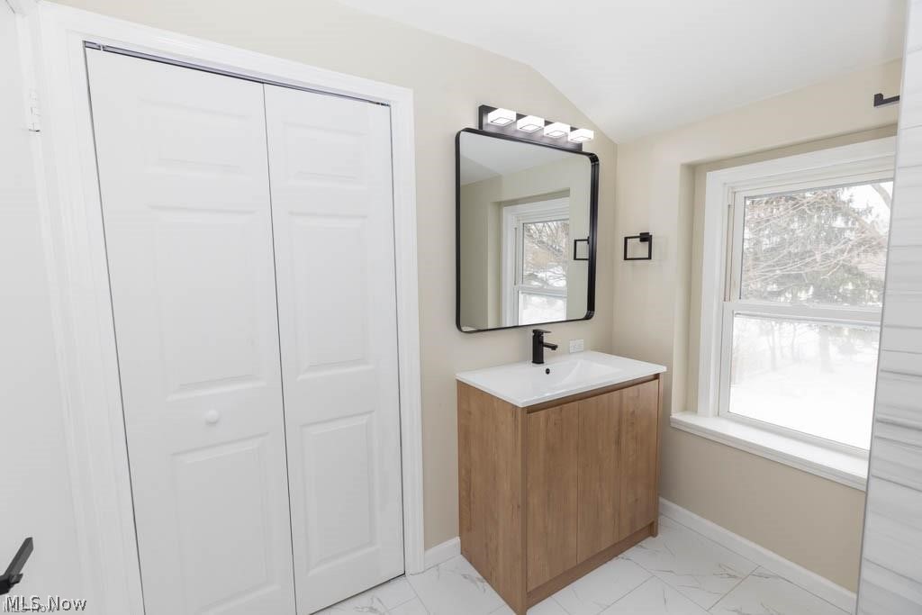 4059 Colony Road South Euclid OH 44121