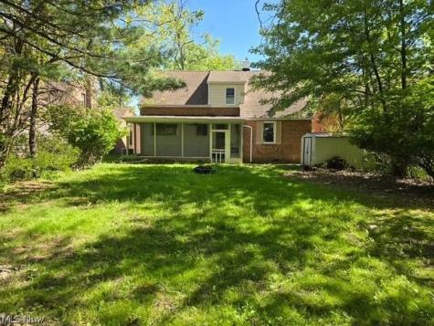 4059 Colony Road South Euclid OH 44121