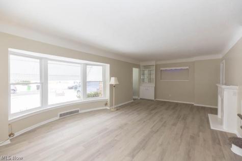 4059 Colony Road South Euclid OH 44121