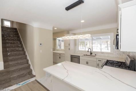 4059 Colony Road South Euclid OH 44121