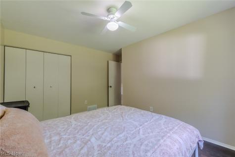 6478 Fairfax Drive Mentor OH 44060