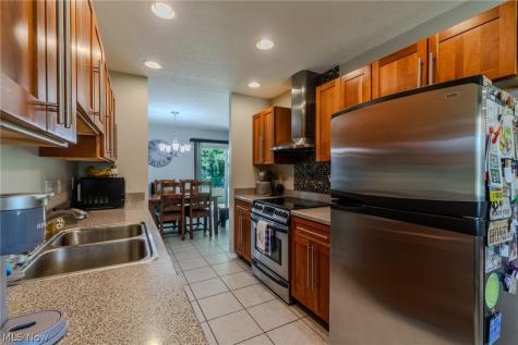 6478 Fairfax Drive Mentor OH 44060