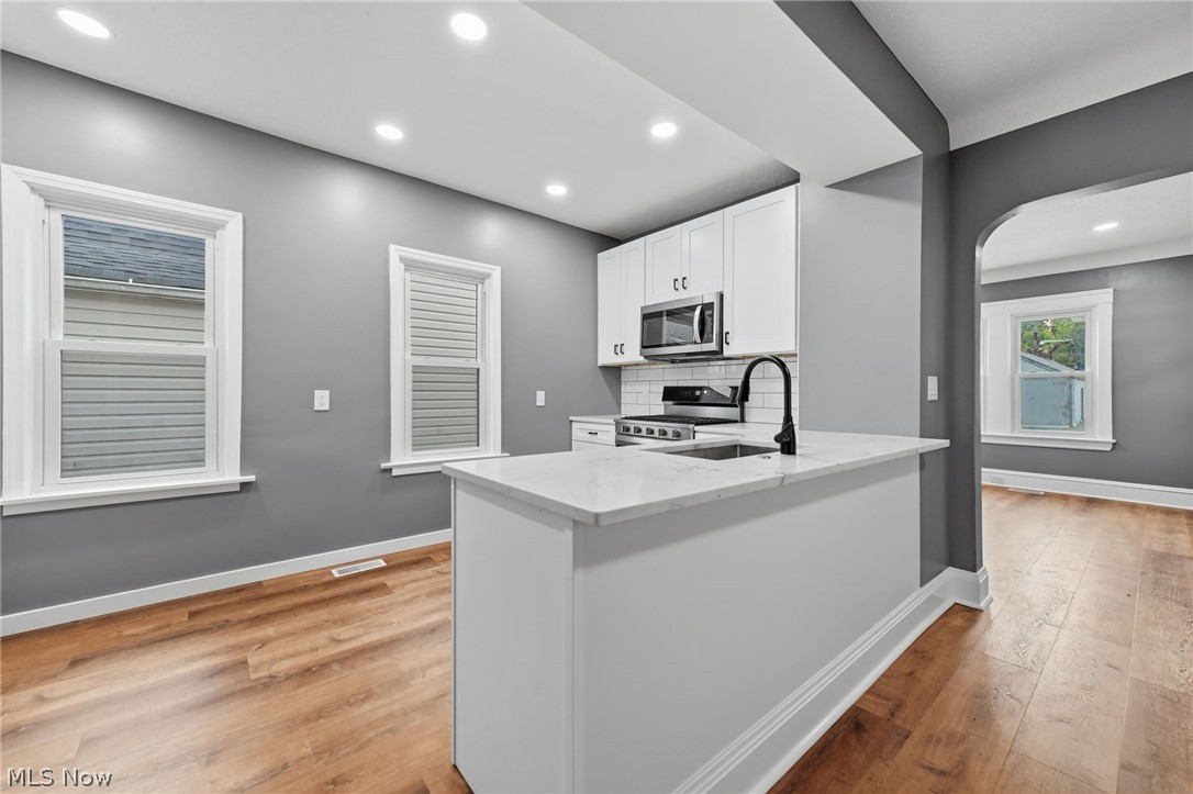 6003 Ellen Avenue Cleveland OH 44102